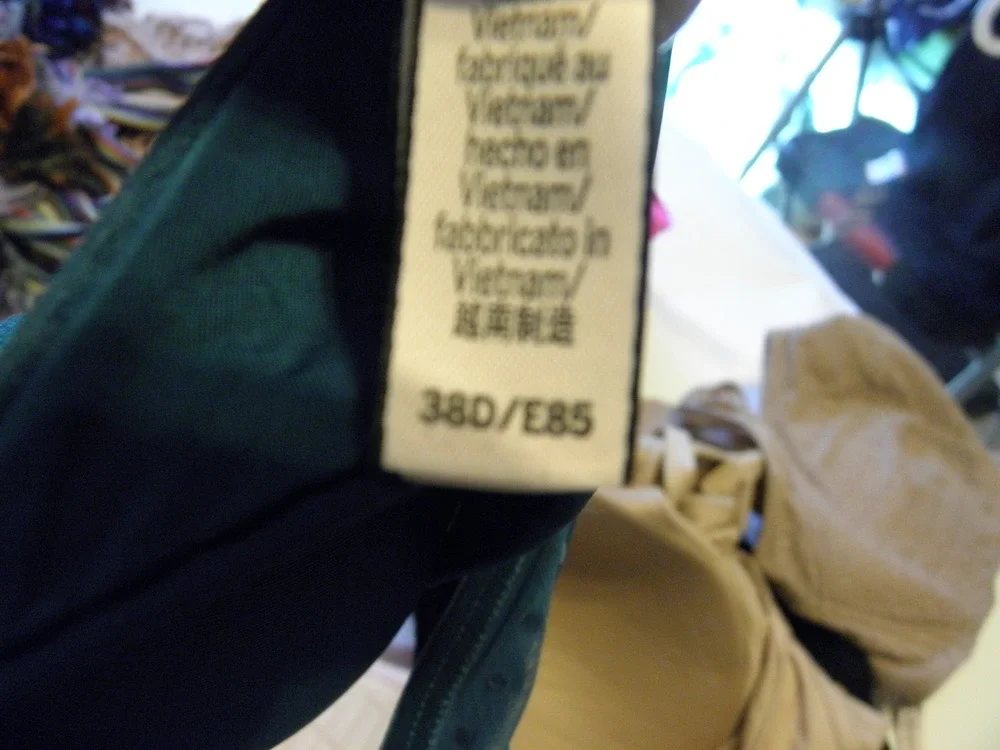 Victoria's Secret Bra: Perfect Shape, 38D, Dark Teal, front closure - Picture 6 of 6
